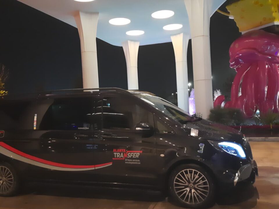 Premium www.konyaaltitransfer.com Konyaaltı to Kemer Luxury Transfer Services for a Superior Travel Experience