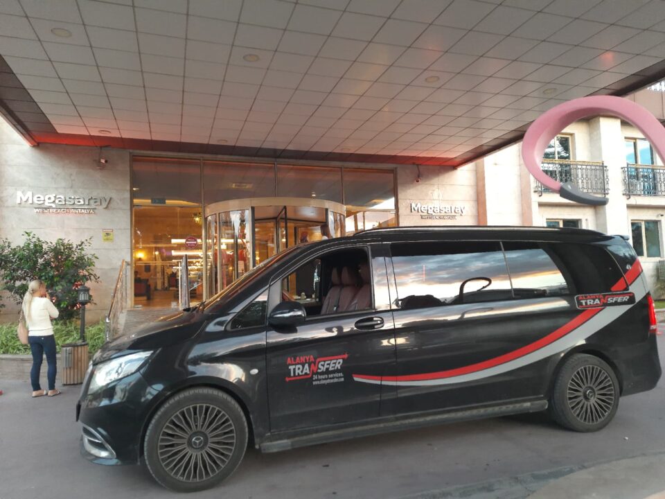 konyaaltitransfer.com Luxury Konyaaltı to Mahmutlar Transfer Services for Exclusive and Comfortable Antalya Travel